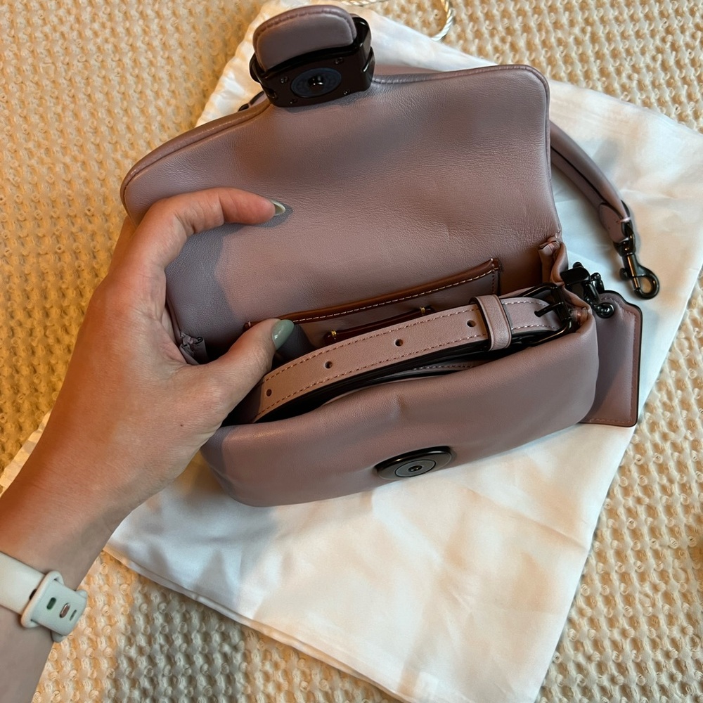 Coach Pillow Mini Tabby leather crossbody bag - Picture 4 of 15